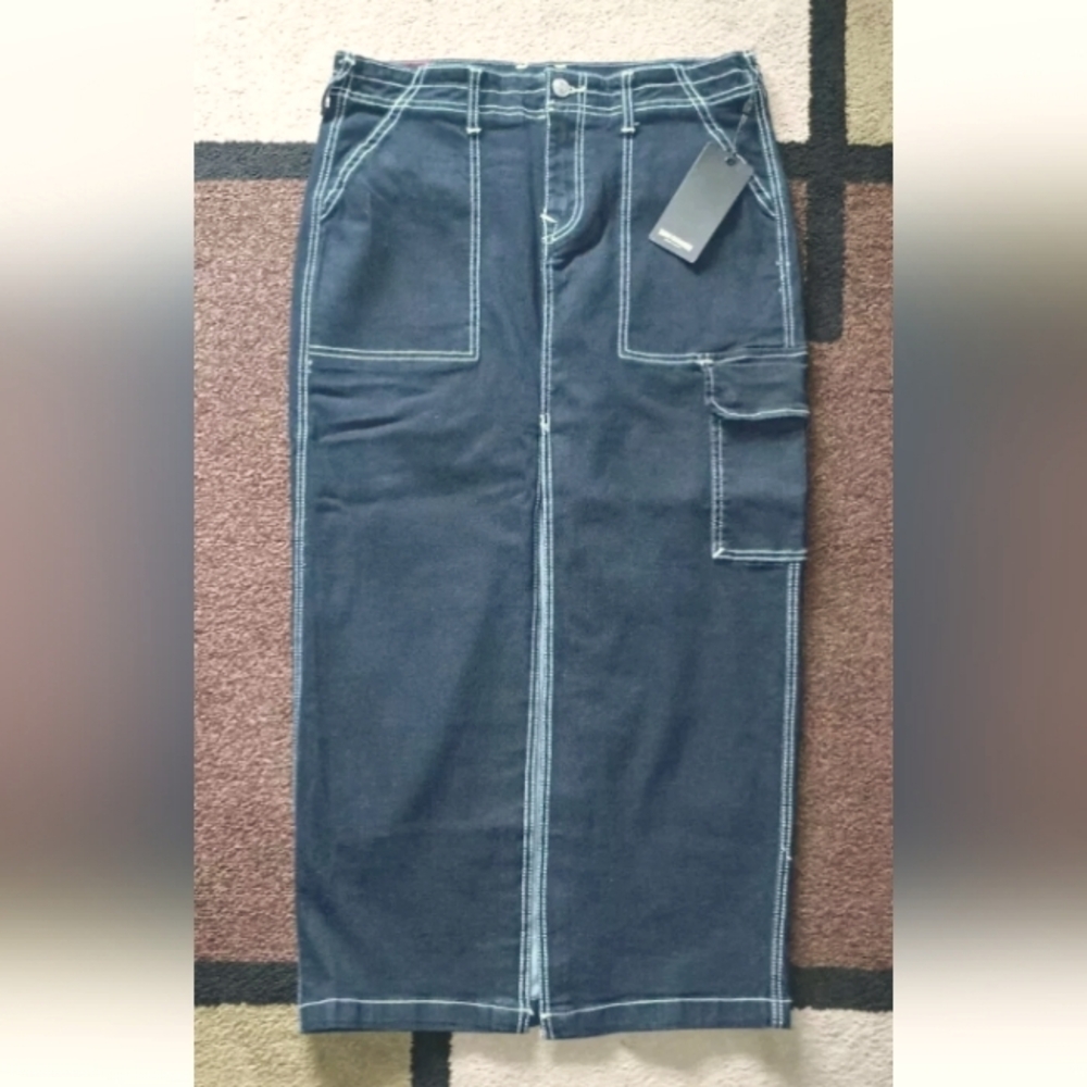 New True Religion Dark Rinse Blue Stretch Denim Long Cargo Utility Skirt Sz 29